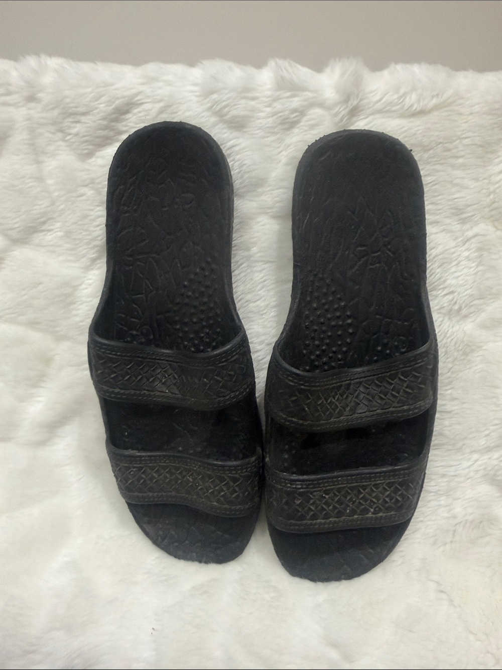 Pali Hawaii Black Women's Dual-Strap Slide Sandals